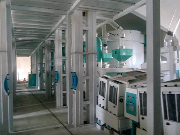 东北米厂日产200吨草莓视频下载地址设备客户生产现场（图）